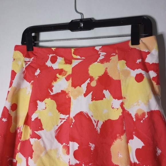 H&M floral print skirt size 8 - Picture 2 of 9